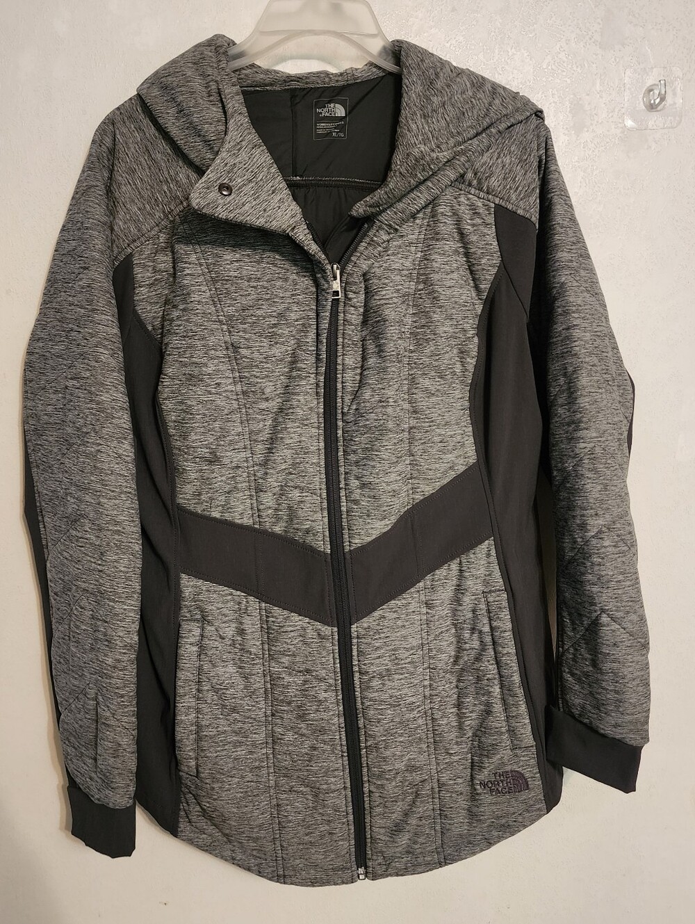 The North Face Pseudio Womens Full Zip Hooded Jacket in Gray Size XL